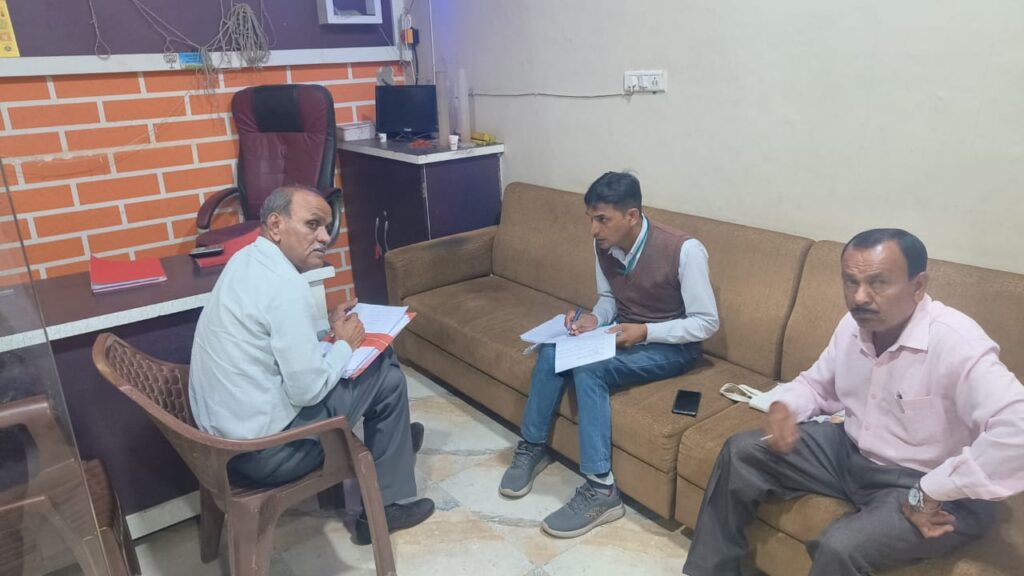 पर्ची से पेट्रोल, डीजल भरने के मामले में सुवासरा एवं सीतामऊ में एक-एक पेट्रोल पंप सील