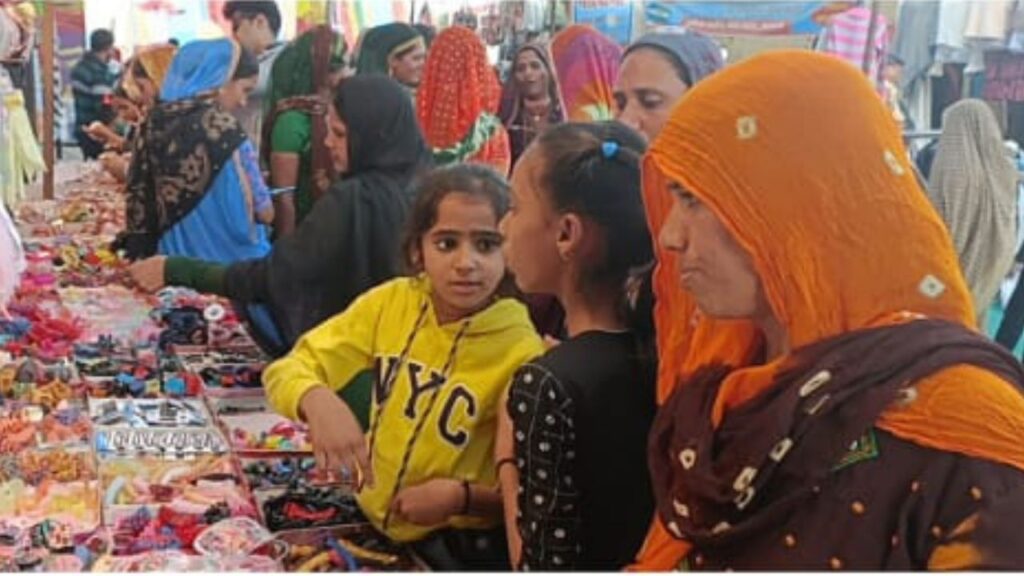 अंतरराष्ट्रीय ख्याति प्राप्त पुष्कर मेले के समापन के बाद भी उमड़ा आस्था का जनसैलाब