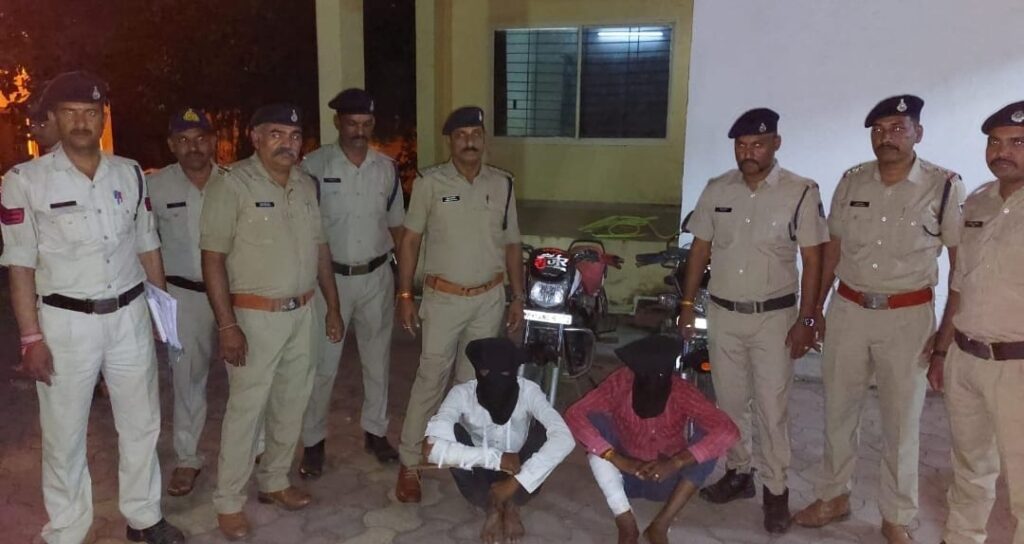 गोली मारकर हत्या कर ट्रैक्टर लूटनेवाले शातिर गिरोह का मंदसौर पुलिस द्वारा किया पर्दाफाश