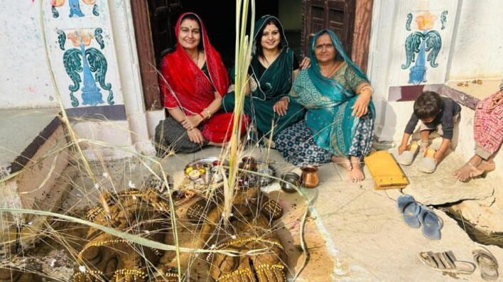 भारतीय संस्कृति का महापर्व दीपावली एवं गोवर्धन पूजा देशभर में हर्षोल्लास से मनाया जा रहा है