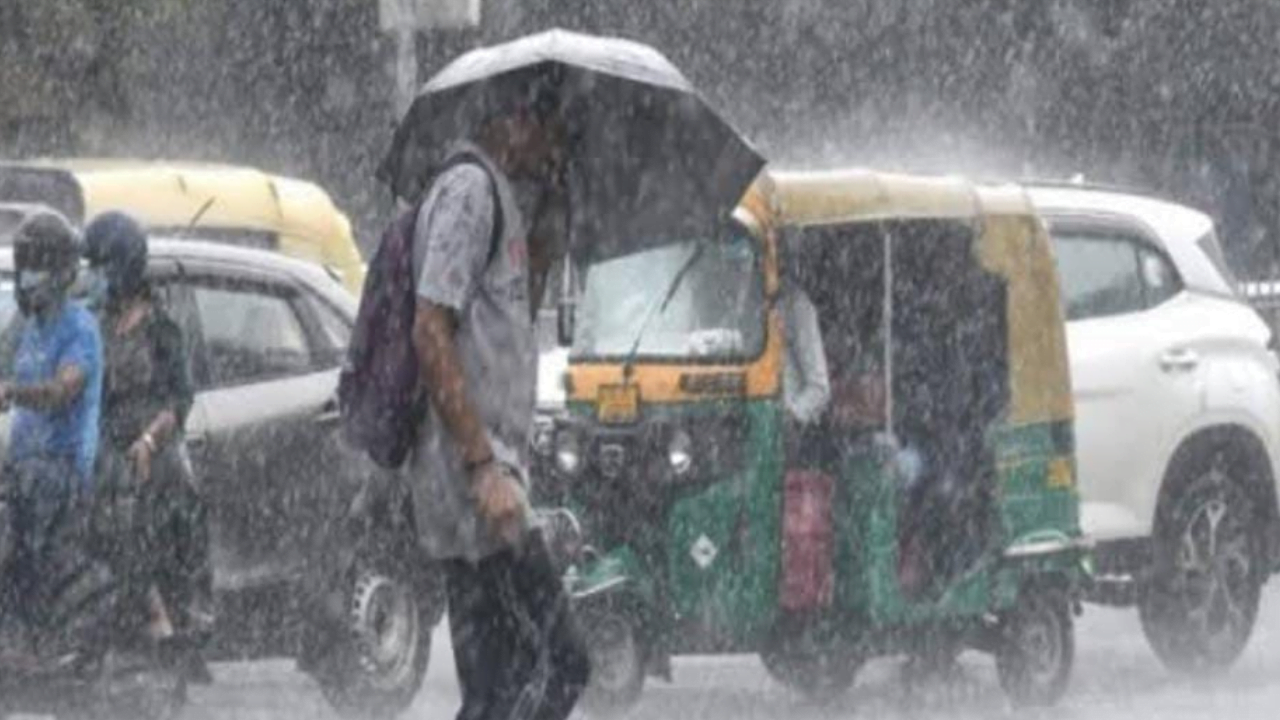 मध्य प्रदेश के कहीं जिलों में झमाझम बारिश मौसम का बिगड़ा मिजाज