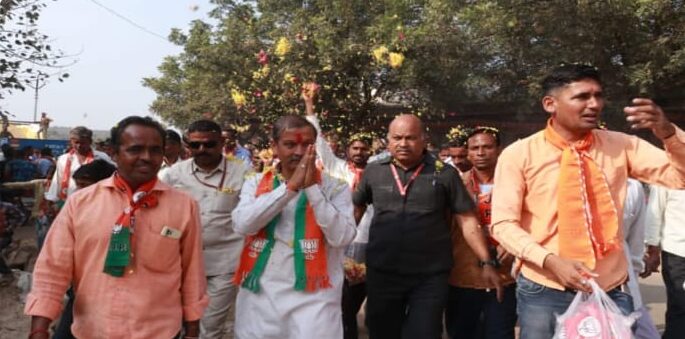 किसानों की सहमति के बगैर किसी की भी भूमि अधिग्रहित नहीं होने दी जाएगी-सखलेचा किसानों की सहमति के बगैर किसी की भी भूमि अधिग्रहित नहीं होने दी जाएगी-सखलेचा