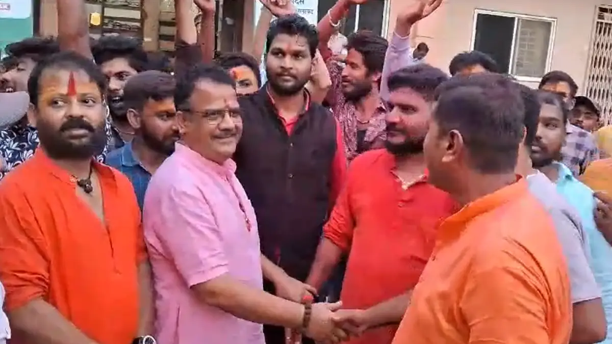 संघ से जुड़े हुए हिंदूवादी नेता अशोक पालीवाल को खंडवा लोकसभा का उम्मीदवार बनाया जा सकता है