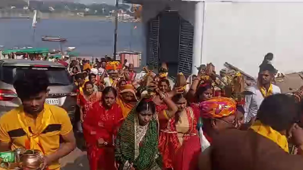 रोजगार की आस में चार माह से बैठे बेरोजगार मछुआरे