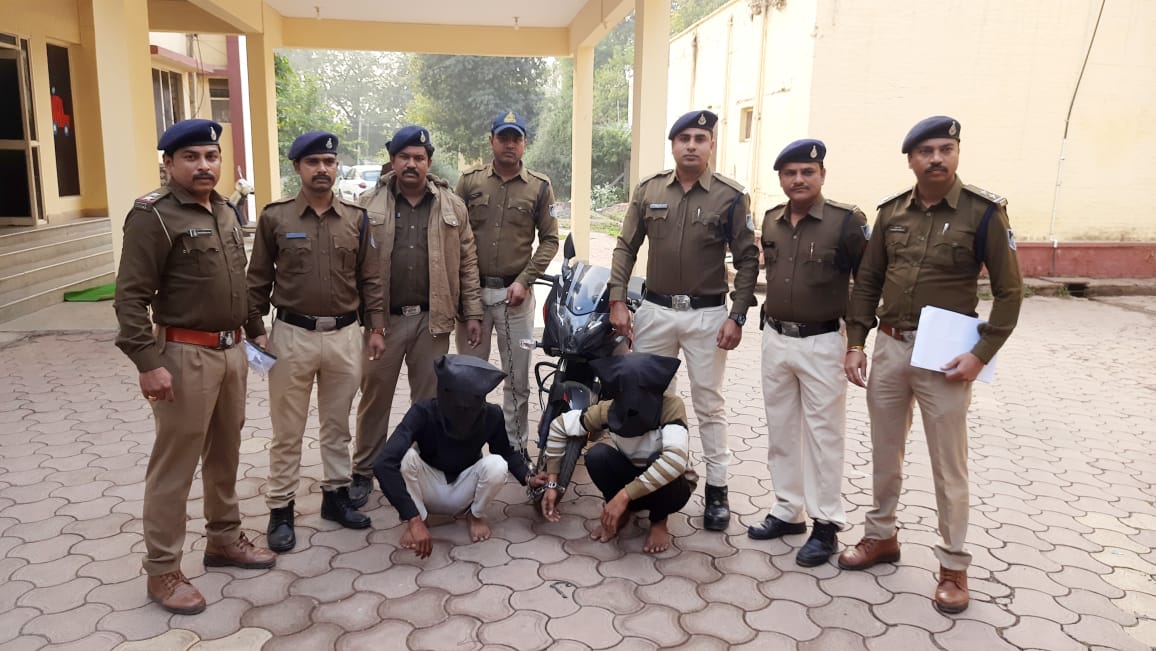मंदसौर पुलिस द्वारा किया गया विगत दिनों हुई चैन स्नैचिंग की घटना का खुलासा