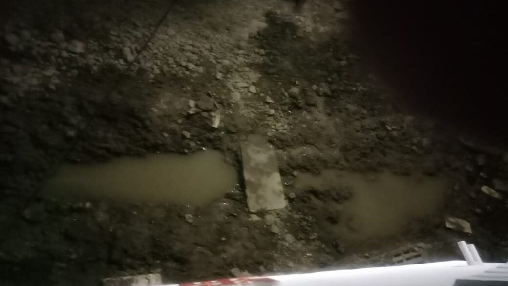 मल्हारगढ के वार्ड नंबर 14 में सीसी रोड़ बनाने का कार्य बेहद धीमी गति से चल रहा है