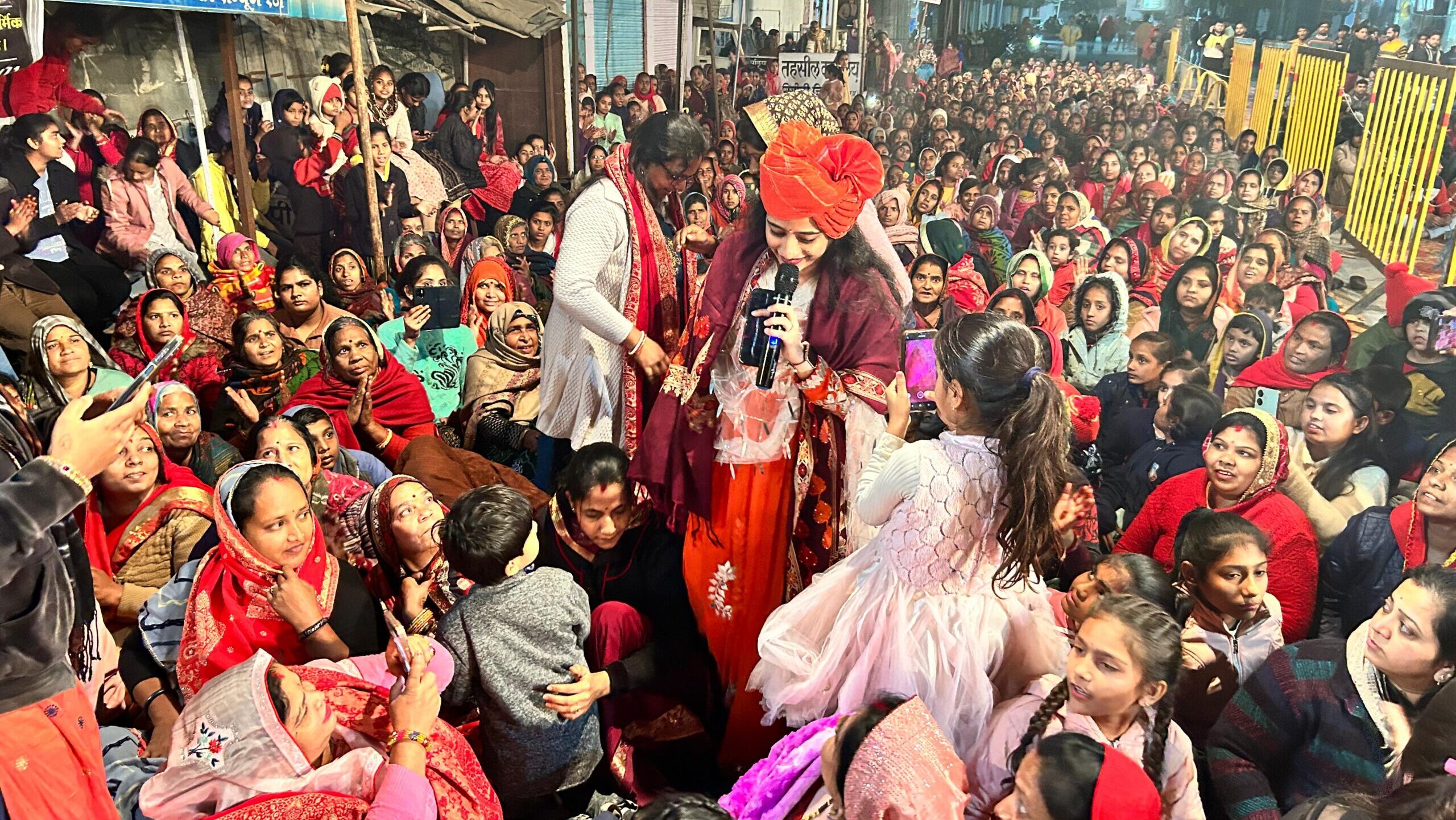 भगवान राम और श्याम बाबा के भजनो पर जमकर थिरके भक्त