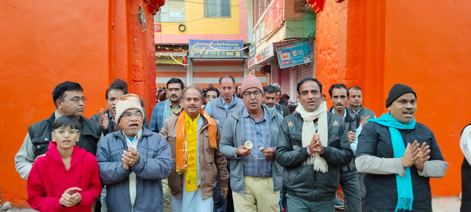 अयोध्या में रामलला प्राण प्रतिष्ठा के अवसर पर प्रतापगढ़ में प्रारंभ हुई प्रभात फेरी में राजस्व मंत्री हेमंत मीणा भी हुए शामिल