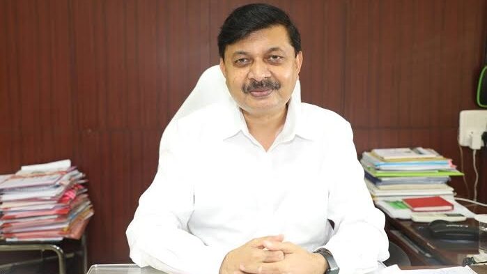 कलेक्टर श्री दिनेश जैन 12 को ई-जनसुनवाई करेंगे