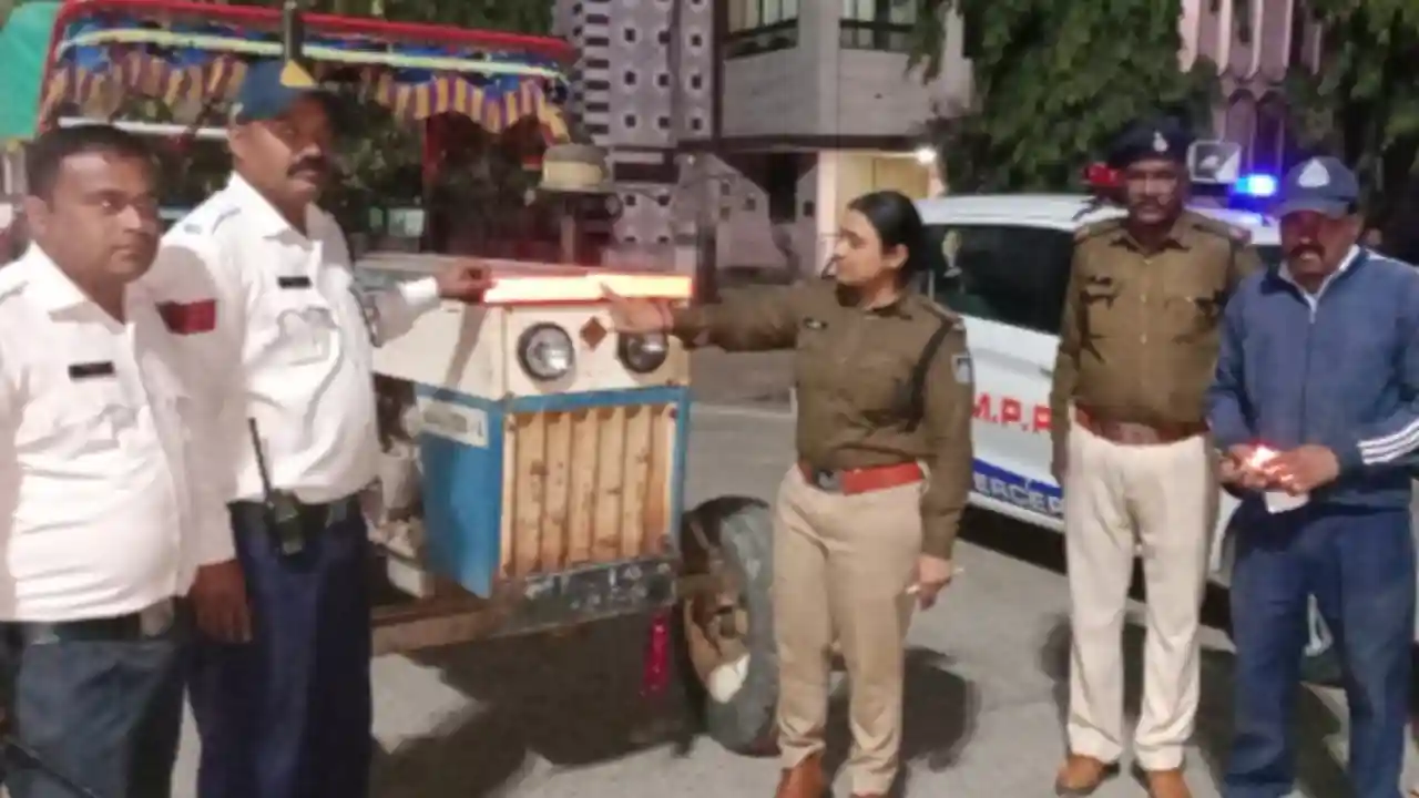 नीमच पुलिस प्रशासन द्वारा आमजन की जागरूकता हेतु विभिन्न आयोजन किये जा रहें हैं।