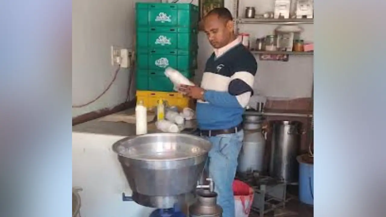 कलेक्टर द्वारा गठित विशेष दल के साथ खाद्य सुरक्षा प्रशासन की कार्रवाई, दो संस्थानों से लिये सेम्पल