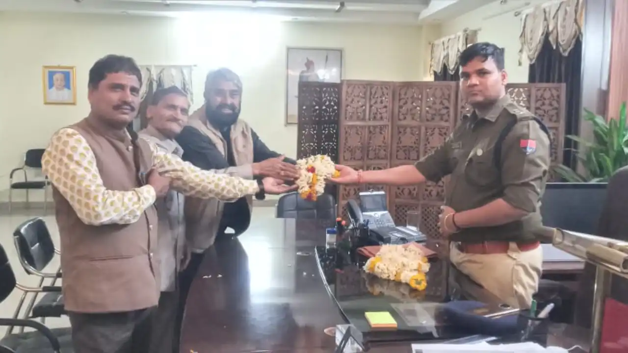 नवागुन्तक जिला पुलिस अधीक्षक IPS कुन्दन कुंवरिया का धरोहर बचाओ जिला समिति एवं मेवाङ क्षत्रिय महासभा सम्भागीय पदाधिकारीगणो व्दारा अभिनन्दन किया गया