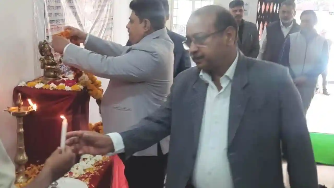 समाधान आपके व्‍दार योजना सुलभ एवं त्‍वरित न्‍याय प्राप्ति का माध्‍यम है- प्रधान न्‍यायाधीश