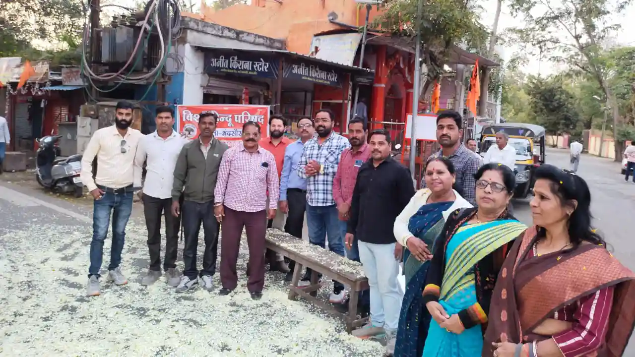 विश्व हिन्दू परिषद बजरंग दल ने आरएसएस पथ संचलन का किया स्वागत