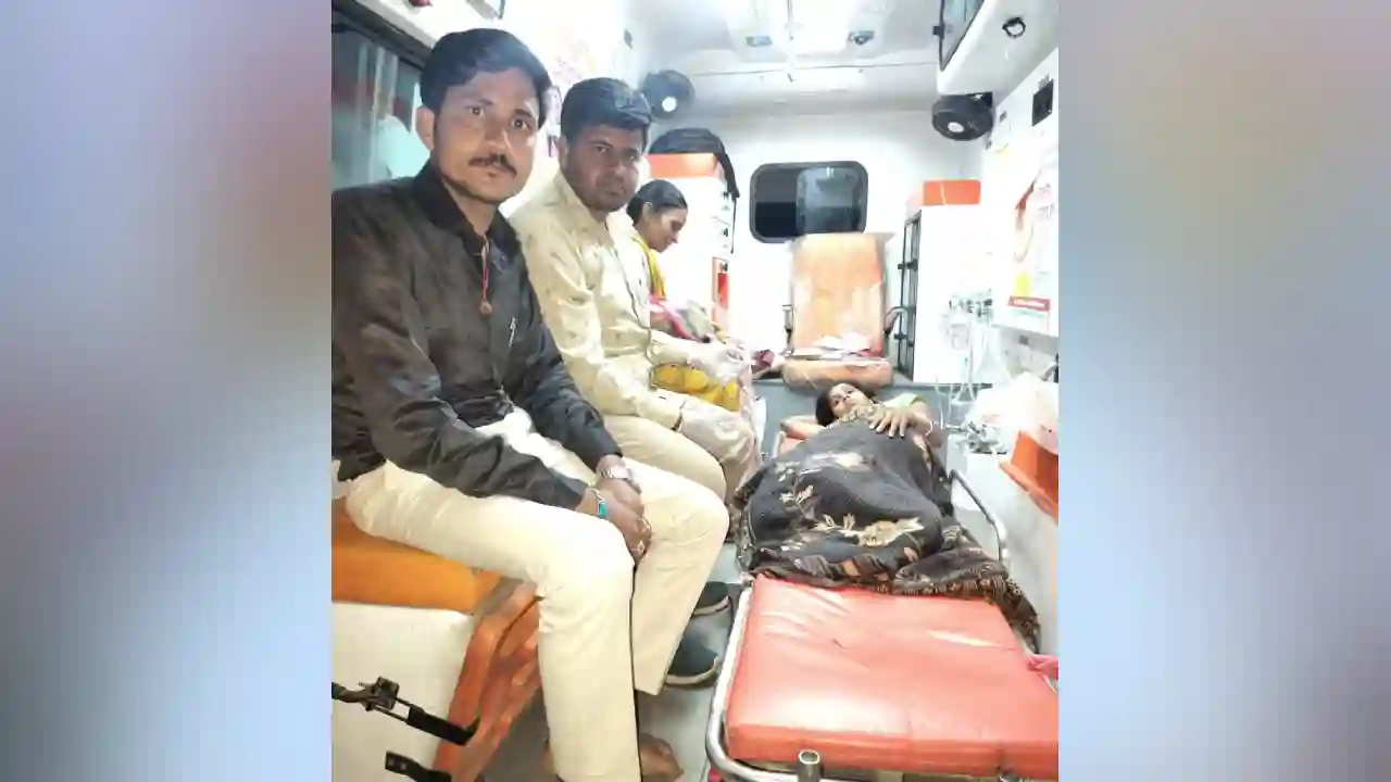 नीमच 108 एम्बुलेंस में फिर गूंजी किलकारी, महिला ने स्वस्थ बेटी को दिया जन्म