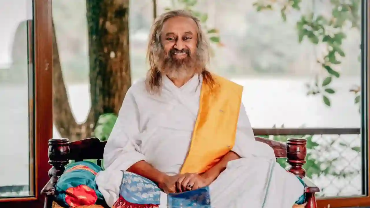 होली का त्योहार हमें क्या संदेश देता है?-गुरुदेव श्री श्री रवि शंकर