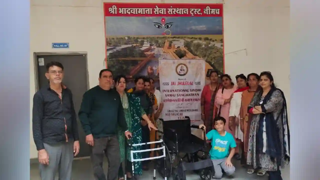इंटरनेशनल सिंधी समाज संगठन ने धार्मिक स्थलों पर व्हीलचेयर व वाकर की सौगात दी