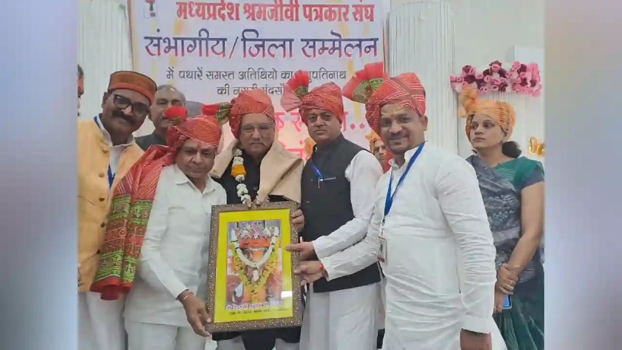 पत्रकारों की सहनशीलता दूसरों के लिए अनुकरणीय-उपमुख्यमंत्री श्री देवड़ा