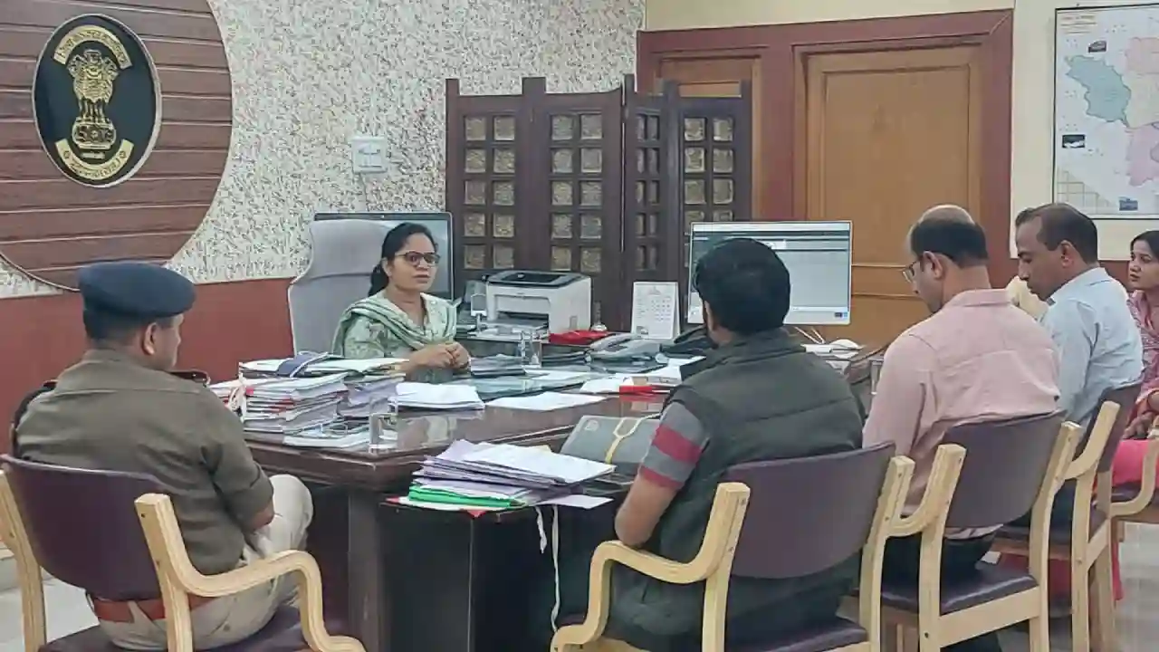 प्रतापगढ़ मेले के सफल आयोजन के लिए सभी व्यवस्थाएं की जाए सुनिश्चित -जिला कलक्टर ने कहाँ