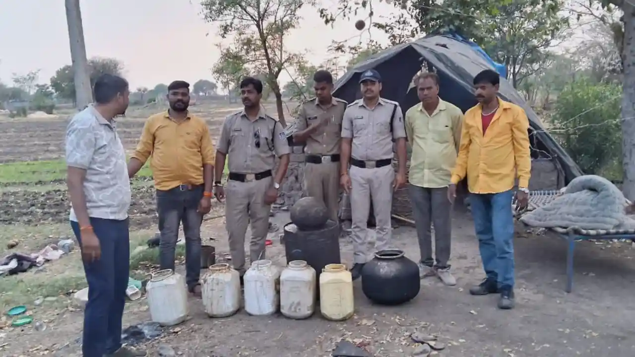 आबकारी विभाग ने की कार्यवाही- दो प्रकरण कायम