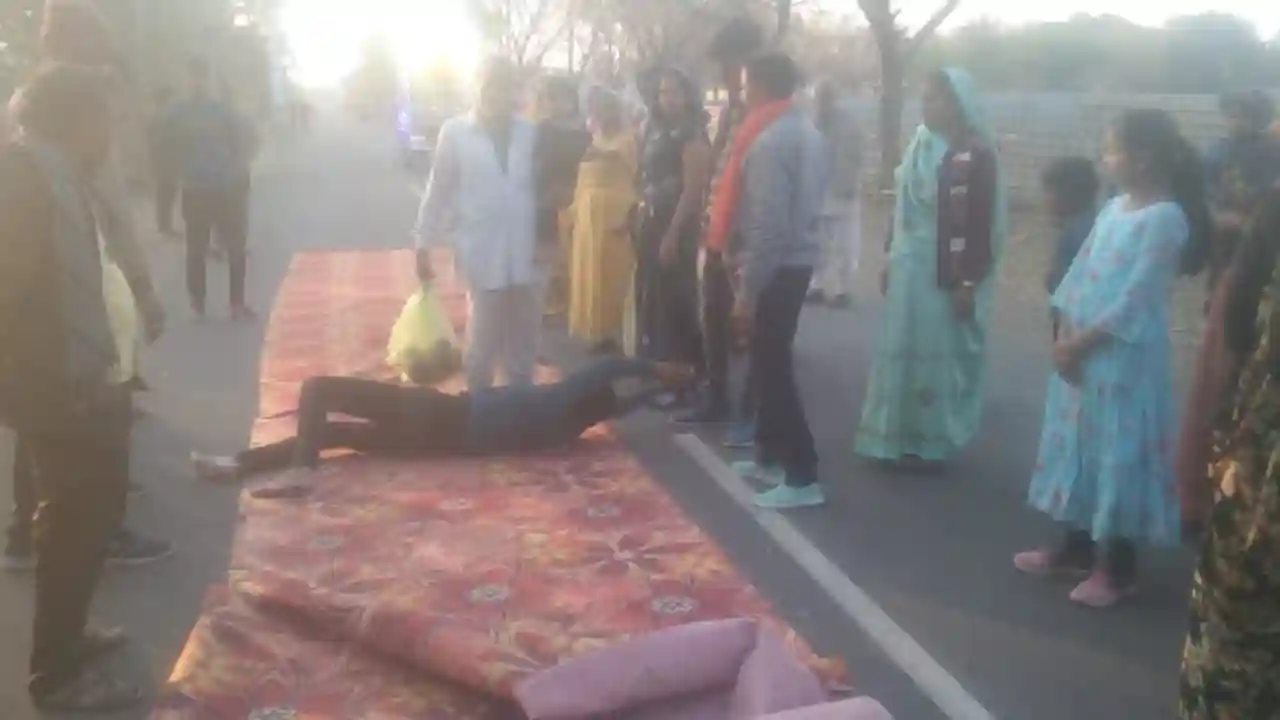 मन्नत पूरी होने पर की मोड़ी माता मन्दिर तक लौटन यात्रा पूरी