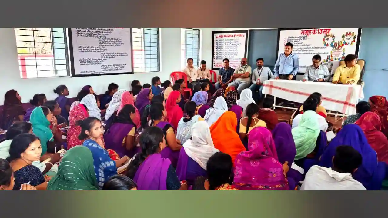 क्षेत्रीय संचालक डॉ. पनिका ने जिले की विभिन्न स्वास्थ्य संस्थाओं का किया निरीक्षण