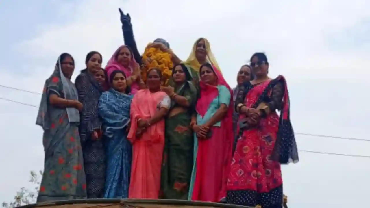 भाजपा महिला मोर्चा प्रदेश अध्यक्ष रक्षा भंडारी आज प्रतापगढ़ में महिला मोर्चा के होने वाले जिला स्तरीय सम्मेलन में भाग लेगी