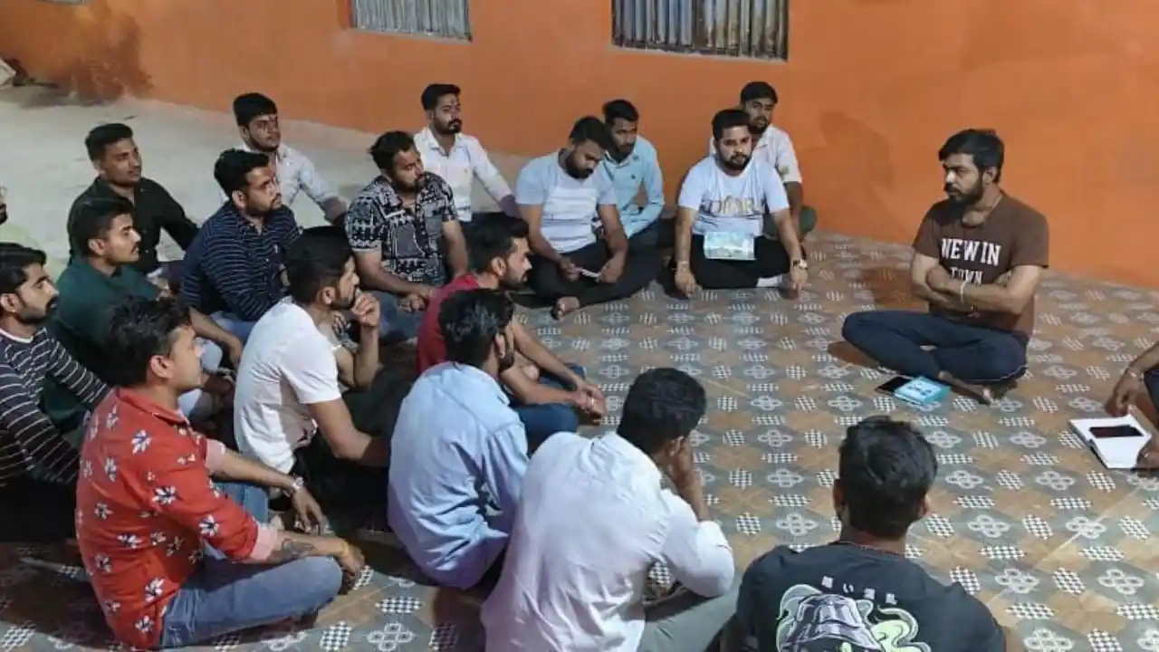 रामनवमी पर भव्य शोभायात्रा निकालने के संदर्भ में विश्व हिन्दू परिषद एवं बजरंग दल की बैठक हुई संपन्न