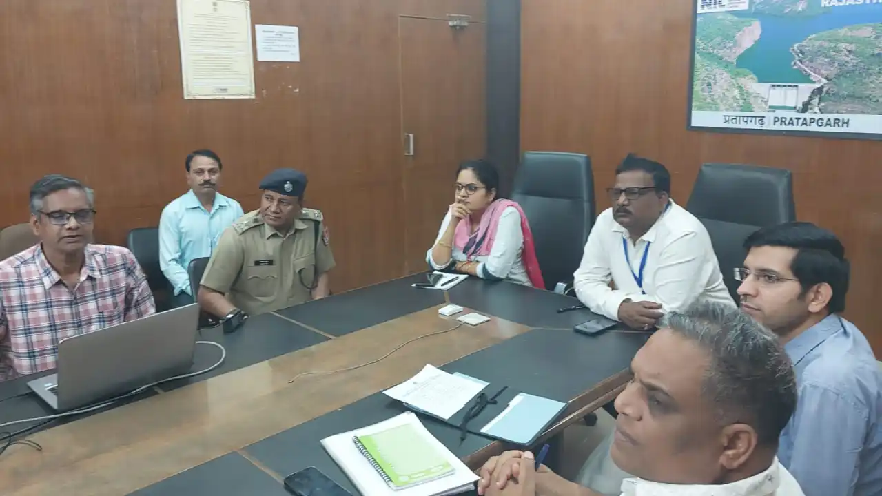 सामान्य पर्यवेक्षक की उपस्थिति में मतदान दलों का द्वितीय रेण्डेमाईजेशन संपन्न