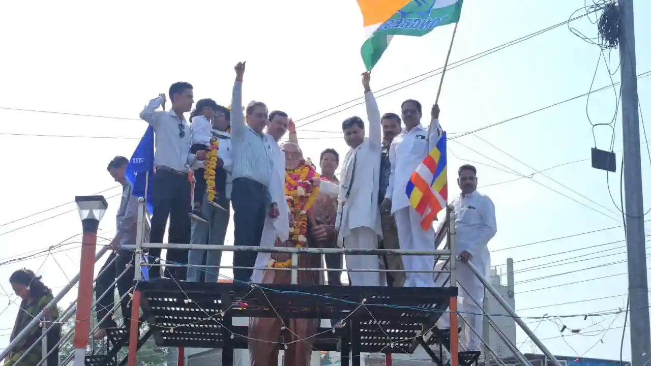 बाबा साहब भीमराव अम्बेडकर साहब के जन्मोत्सव पर कांग्रेस अजा विभाग ने किया माल्यार्पण