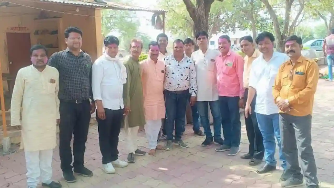 जन्म से लगाकर मृत्यु तक सेन समाज हर समाज के साथ है राकेश सेन सम्राट