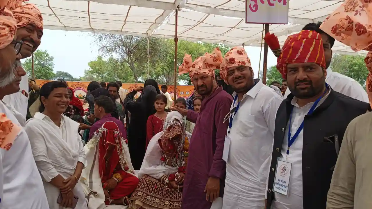 कांग्रेस प्रत्याशी श्री गुर्जर ने मंदसौर मे विभिन्न गतिविधियो में की सहभागीता