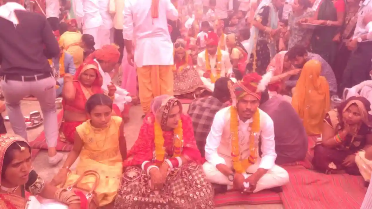 सैन समाज का तिलिसवा महादेव 17 वा सामूहिक विवाह सम्मेलन सम्पन्न