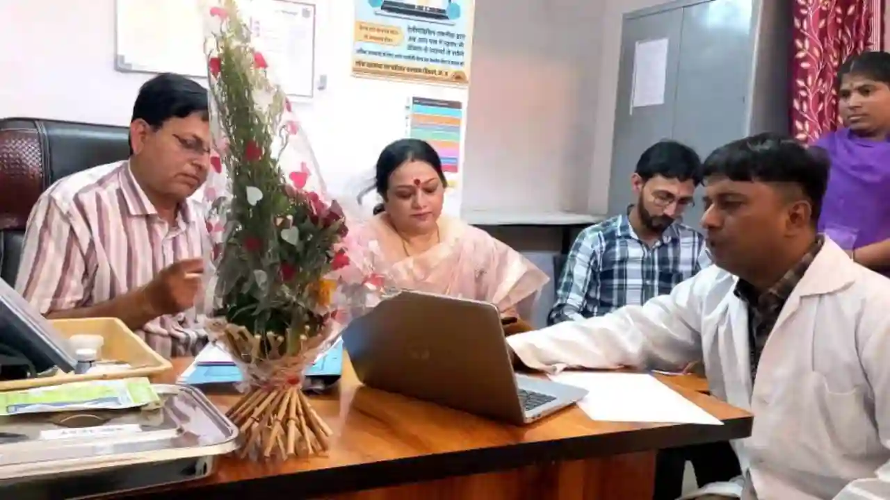 उपस्वास्थ्य केन्द्र बड़गांव गुर्जर में स्वास्थ्य सुविधाओं का मूल्यांकन दिल्ली की टीम ने किया