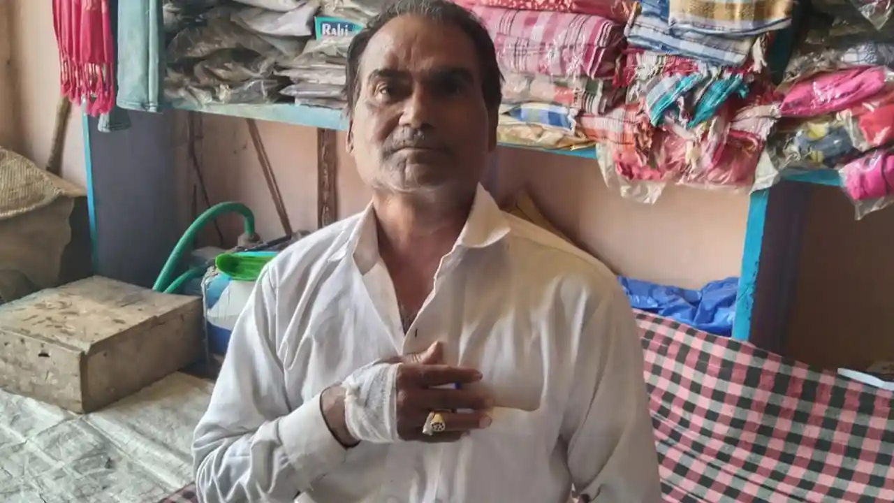 डिकेन मैं चोर सकरी पुलिस निष्क्रीय डिकेन मैं चोर सकरी पुलिस निष्क्रीय