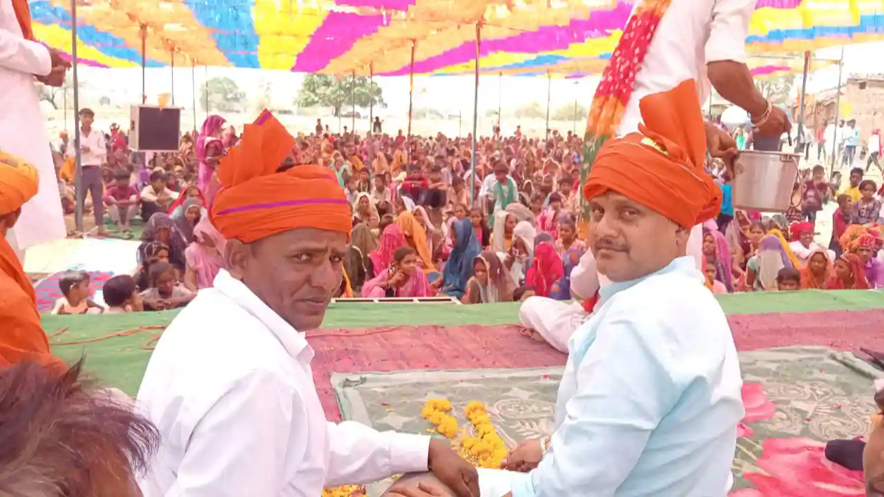 झन्या में इंद्रदेव को प्रसन्न करने हेतु आयोजित कलश यात्रा में राजस्व मंत्री हेमंत मीणा हुए सम्मिलित