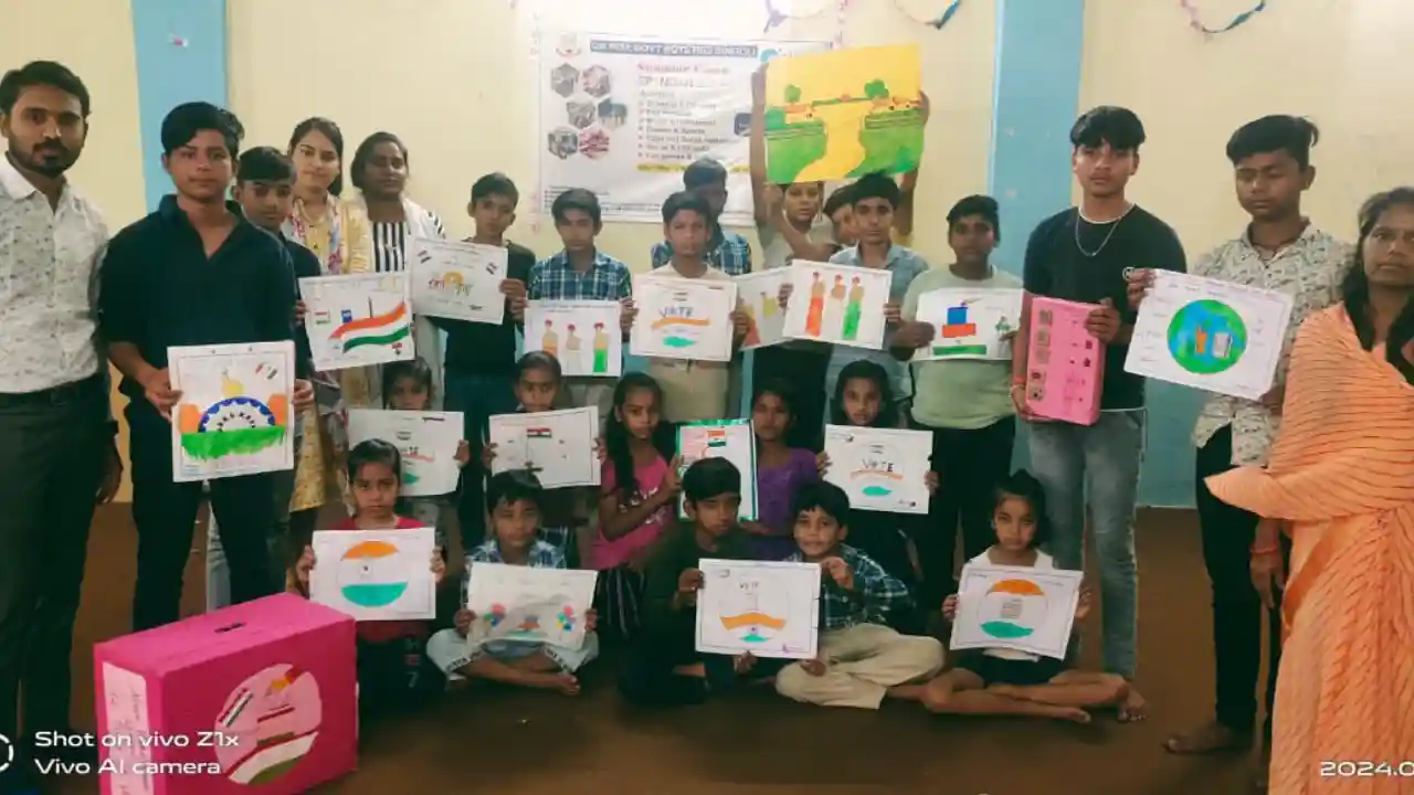सीएम राइज विद्यालय सिंगोली समर कैंप में विद्यार्थी सीख रहे मेडिटेशन,पेंटिंग,आर्ट&क्राफ्ट, म्यूजिक और गेम्स