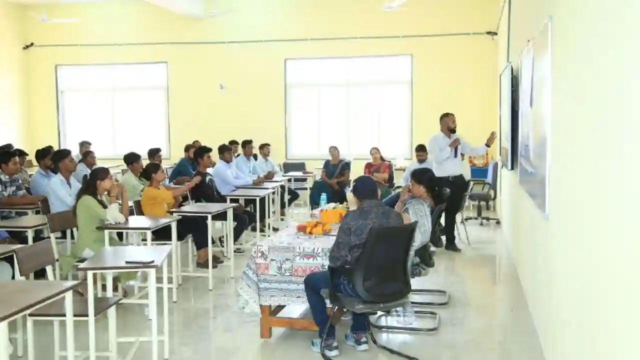 पोलि‍टेक्निक महाविद्यालय जावद, में मानक लेखन प्रतियोगिता सम्‍पन्‍न