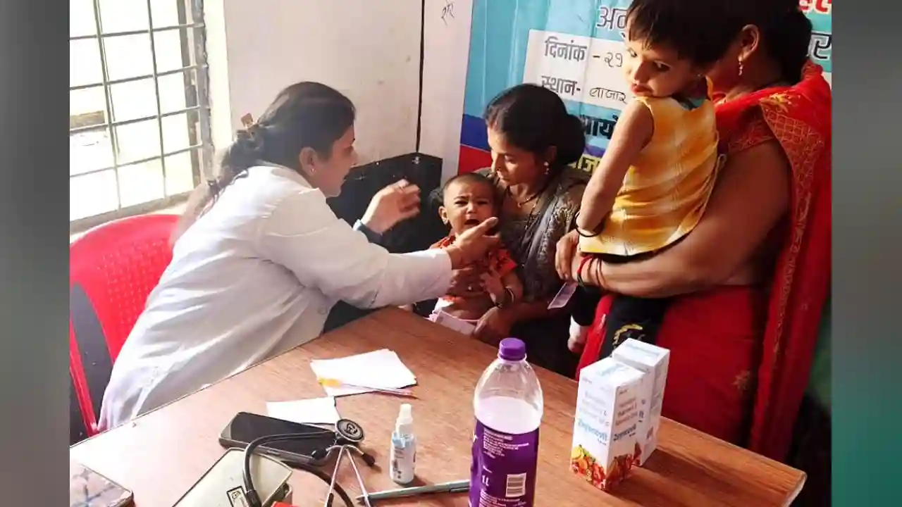 ग्राम आरूद में स्वास्थ्य परीक्षण शिविर सम्पन्न
