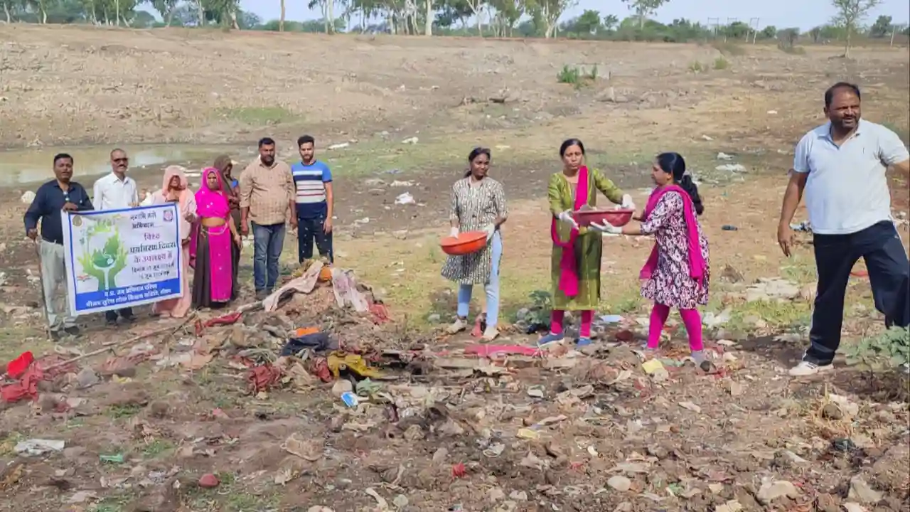 जल की हर बूँद बचाना है, हर जलस्रोत को स्वच्छ, समृद्ध बनाना है