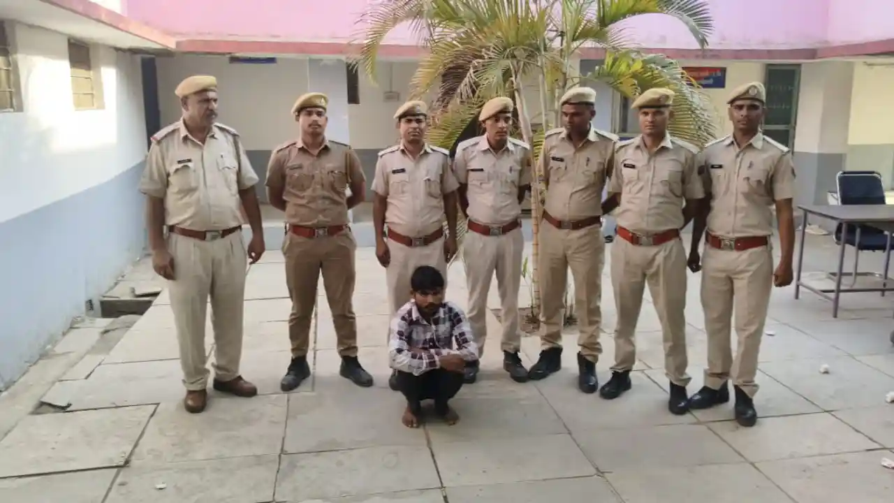 राजस्थान तथा मध्यप्रदेश के 06 थानों में वांछित 2000 रूपये के ईनामी अभियुक्त को किया गिरफ्तार चोरी तथा नकबजनी के मामलों में फरार था हिस्ट्रीशीटर