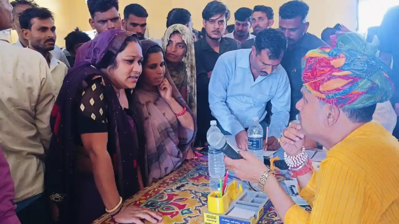 किसी भी कार्य को लेकर कोताही बरती तो होगी कड़ी कार्रवाई राजस्व विभाग के मंत्री मीणा ने कहाँ