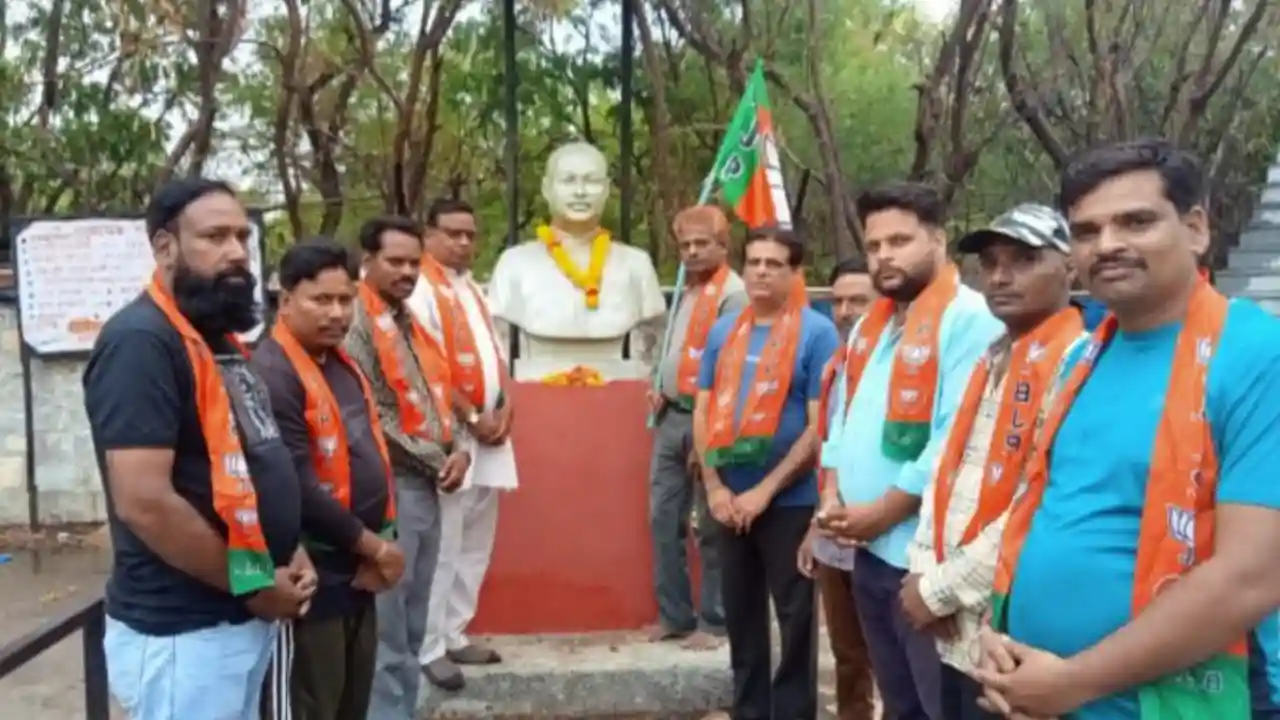 कल्याण कमलमय समर्थक समिति ने मनाई डॉ श्यामा प्रसाद मुखर्जी की पुण्यतिथि।