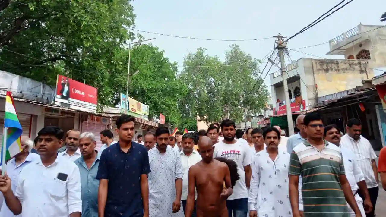 मुनिश्री का नगर मे हुआ भव्य मंगल प्रवेश
