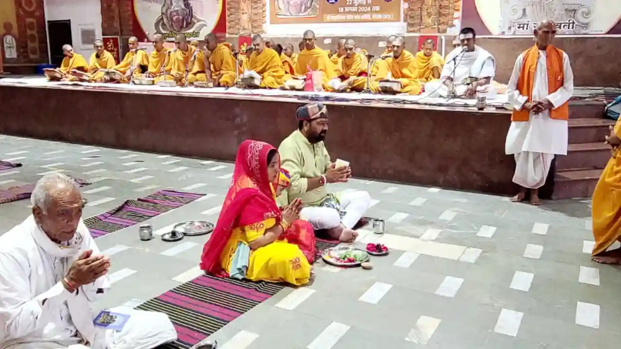 मनोकामना अभिषेक से भगवान श्री पशुपतिनाथ की महिमा फैली सम्पूर्ण भारत में मनोकामना अभिषेक से भगवान श्री पशुपतिनाथ की महिमा फैली सम्पूर्ण भारत में