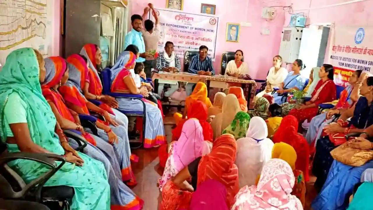 परिवार नियोजन के कार्यक्रमों के सफल क्रियान्वयन हेतु जिला स्तरीय बैठक सम्पन्न