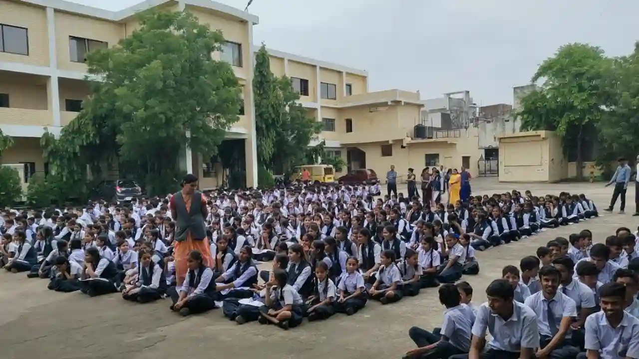दलोदा पब्लिक स्कूल मे कारगिल दिवस मनाया