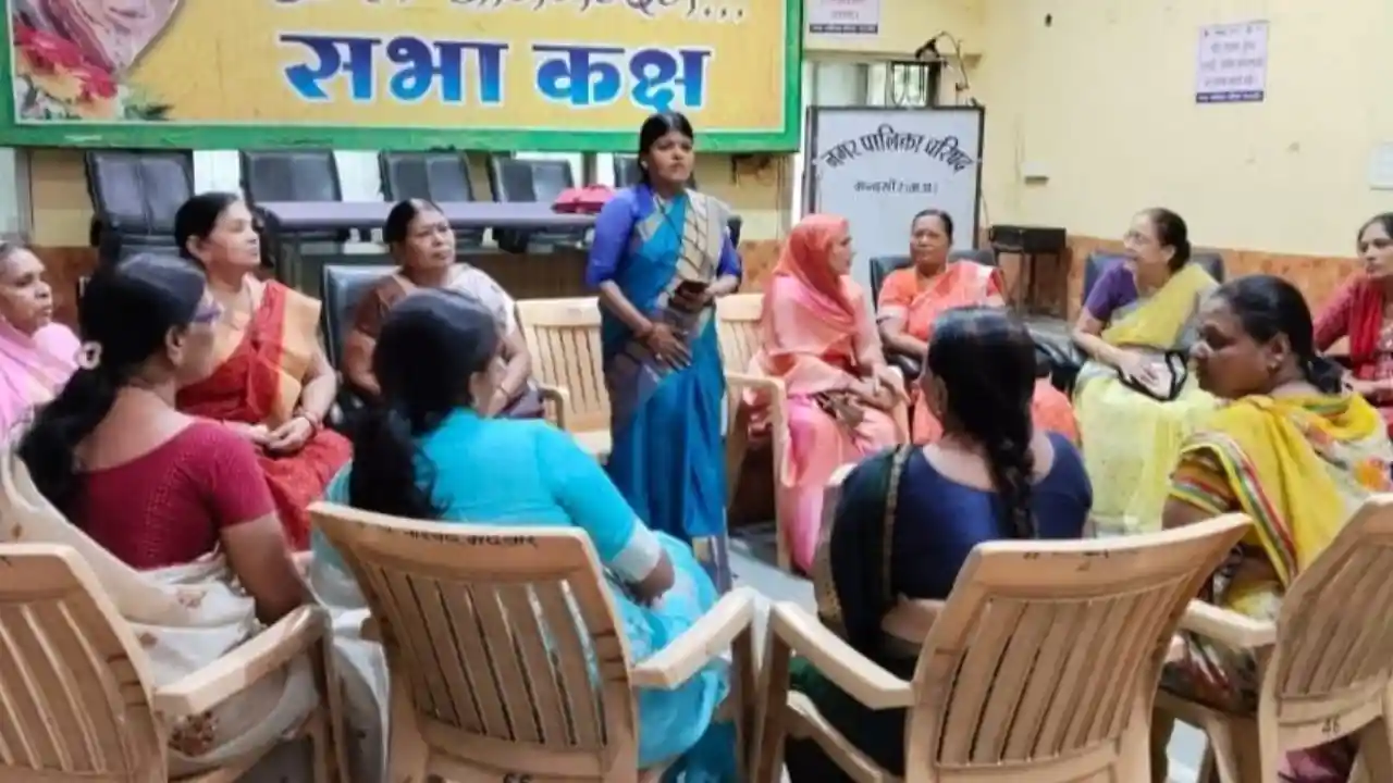 अपनी आन बान शान तिरंगे के लिए घर से निकलकर तिरंगा यात्रा को भव्य बनाएं