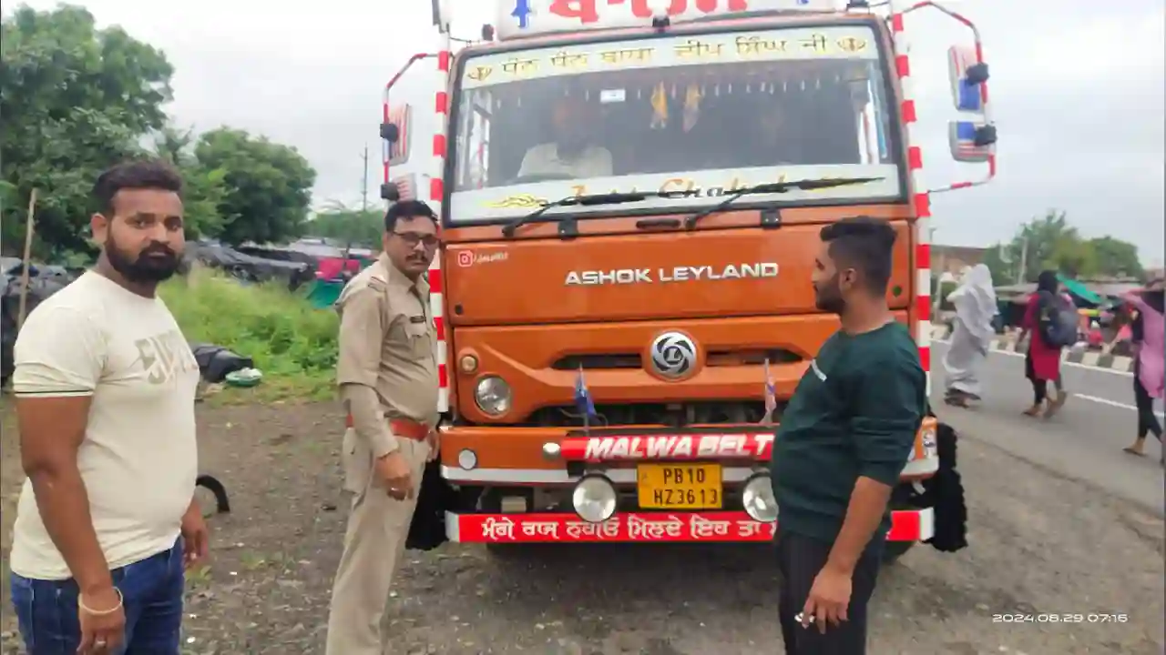 पुलिस चौकी नयागांव थाना जावद की पशु तस्करों के विरूद्ध प्रभारी कार्यवाही
