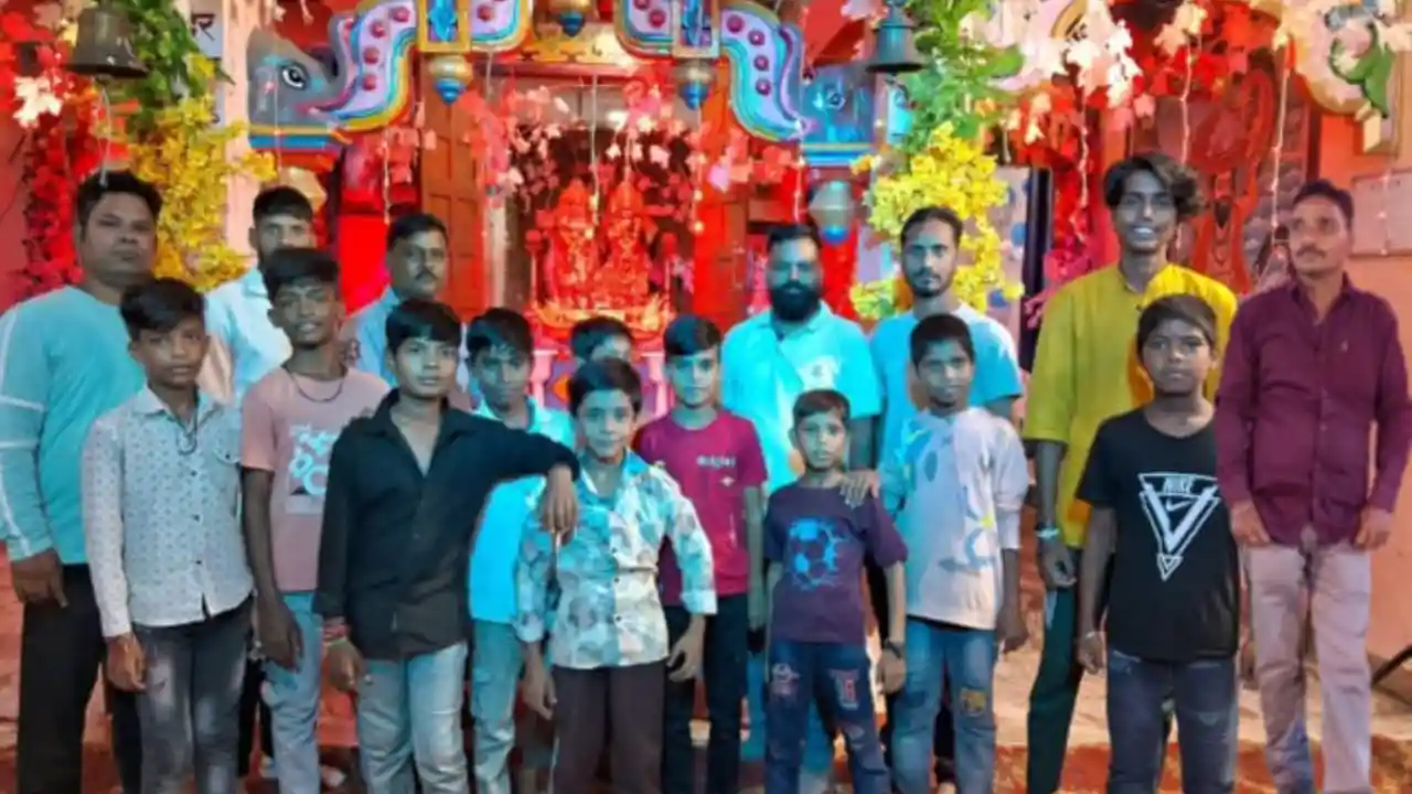 श्री राधा कृष्ण मंदिर पर यादव समाज ने धूमधाम से मनाई कृष्णा जन्माष्टमी।